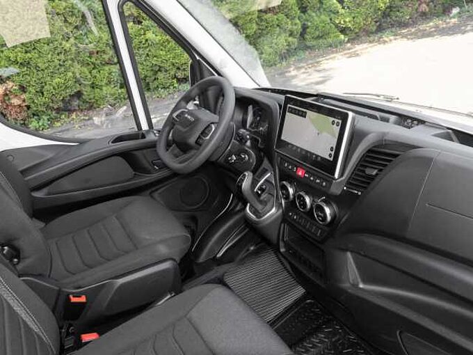 Iveco Daily 35C18A8V/P Kastenwagen Automatik